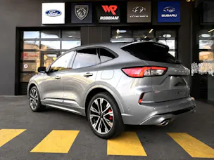 Ford Kuga 2.5 FHEV ST-Line X 4WD
