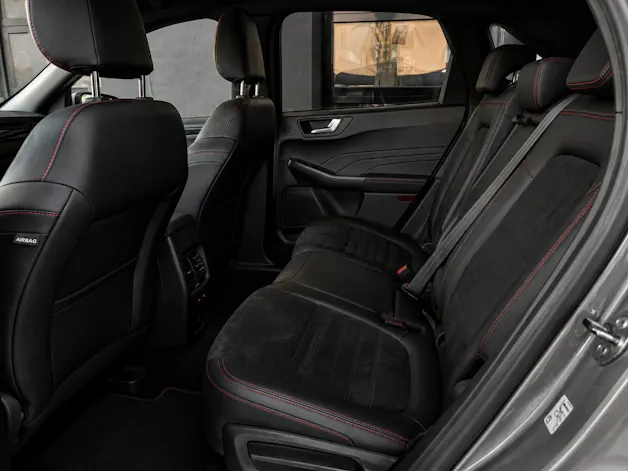 Ford Kuga 2.5 FHEV ST-Line X 4WD
