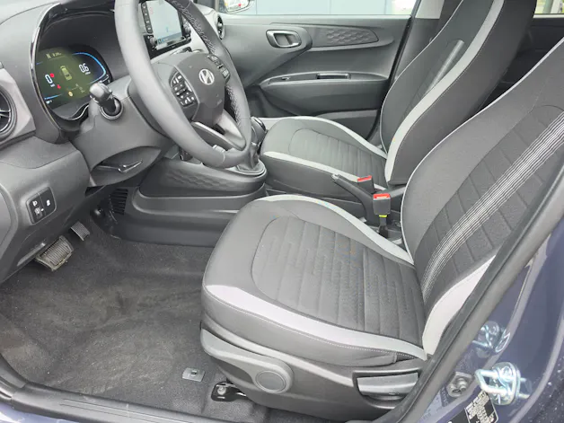 Hyundai i10 1.2 Amplia Aut.