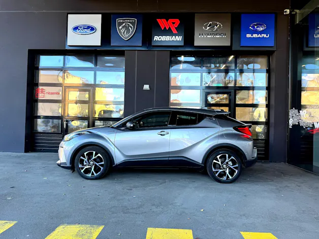 Toyota C-HR 1.8 HSD CVT Trend