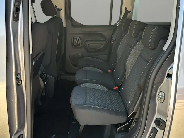 Peugeot Rifter Long 1.5 BlueHDi Family Edition EAT8