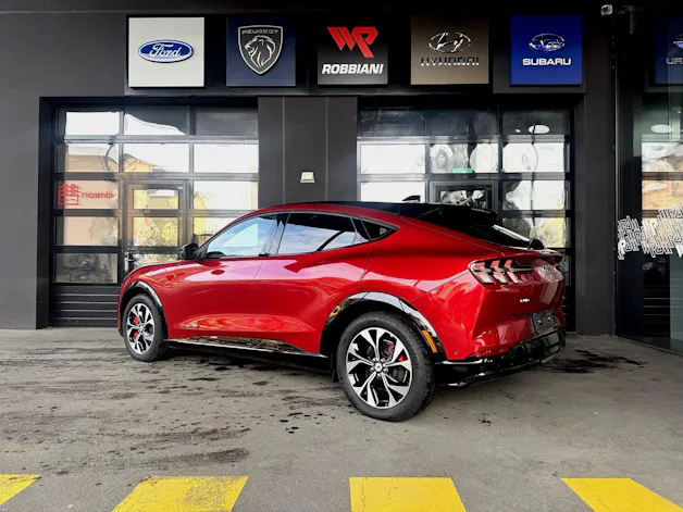 Ford Mustang MACH-E Premium AWD 99 kWh