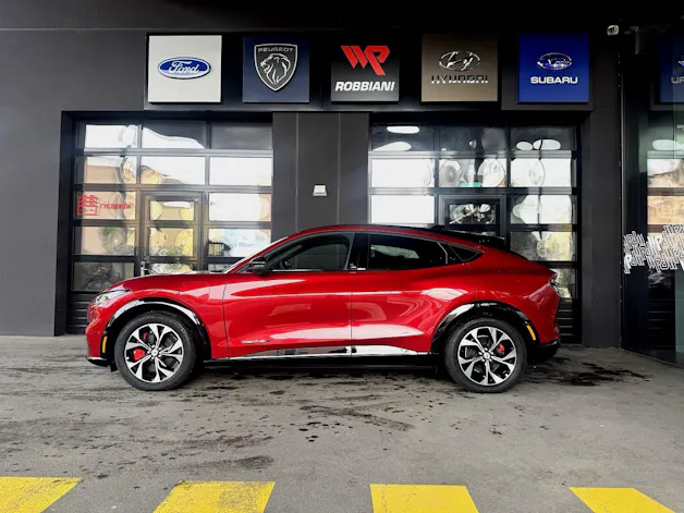 Ford Mustang MACH-E Premium AWD 99 kWh