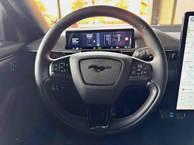 Ford Mustang MACH-E Premium AWD 99 kWh