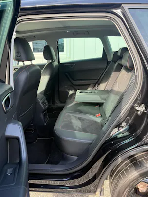 SEAT Ateca 2.0 TDI CR Hola FR DSG 4Drive * 1. HAND * FRISCH MFK * AHK * PANORAMA*