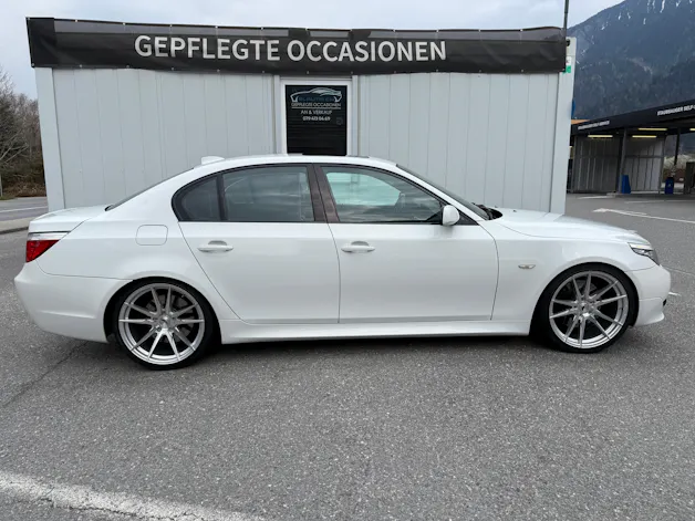BMW 530i M EDITION * AB PLATZ*21 ZOLL JR*KW-FAHRWERK*FMS ENDTOPF*HANDSCHALTER*