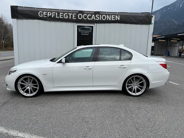 BMW 530i M EDITION * AB PLATZ*21 ZOLL JR*KW-FAHRWERK*FMS ENDTOPF*HANDSCHALTER*