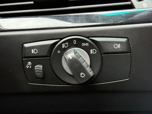 BMW 530i M EDITION * AB PLATZ*21 ZOLL JR*KW-FAHRWERK*FMS ENDTOPF*HANDSCHALTER*