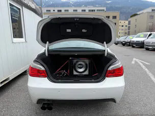 BMW 530i M EDITION * AB PLATZ* EXPORT* 21 ZOLL JR*KW-FAHRWERK*FMS ENDTOPF*HANDSCHALTER*