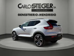 Volvo XC40 B3 Benzin Mild Hybrid Plus Dark DCT