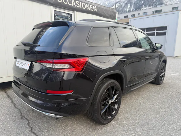 Škoda Kodiaq 2.0 TDI SCR SportLine 4x4 DSG *CH-Fahrzeug**Panorama**AHK*