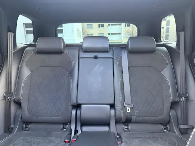 Škoda Kodiaq 2.0 TDI SCR SportLine 4x4 DSG *CH-Fahrzeug**Panorama**AHK*
