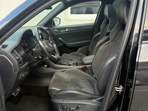 Škoda Kodiaq 2.0 TDI SCR SportLine 4x4 DSG *CH-Fahrzeug**Panorama**AHK*
