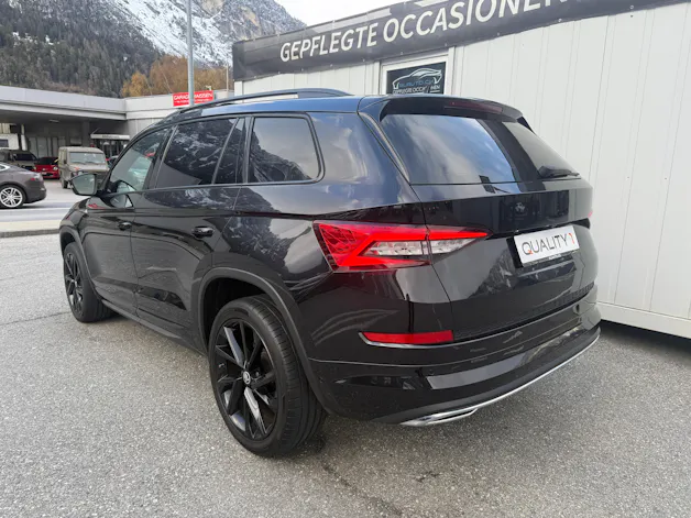Škoda Kodiaq 2.0 TDI SCR SportLine 4x4 DSG *CH-Fahrzeug**Panorama**AHK*