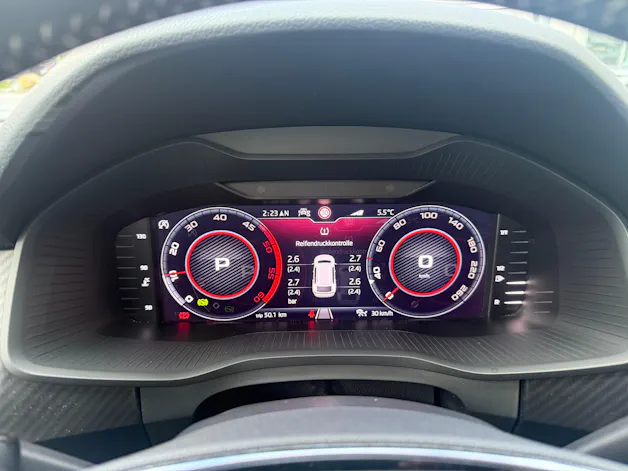 Škoda Kodiaq 2.0 TDI SCR SportLine 4x4 DSG *CH-Fahrzeug**Panorama**AHK*