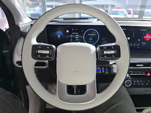 Hyundai Ioniq 9 110kWh Calli. 4WD