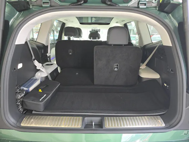 Hyundai Ioniq 9 110kWh Calli. 4WD