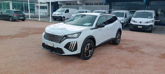 Peugeot 2008 1.2 145 MHEV Allure Premium