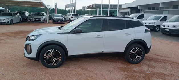 Peugeot 2008 1.2 145 MHEV Allure Premium