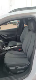 Peugeot 2008 1.2 145 MHEV Allure Premium