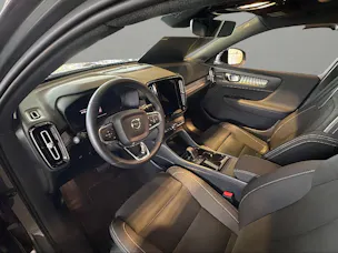 VOLVO EX40 82kWh Twin Motor AWD Ultra Xcentric Edition