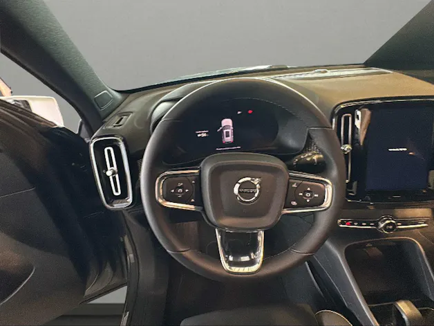 VOLVO EX40 82kWh Twin Motor AWD Ultra Xcentric Edition