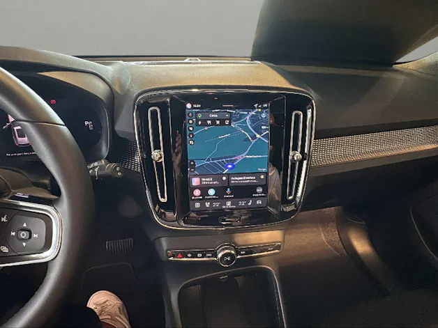 VOLVO EX40 82kWh Twin Motor AWD Ultra Xcentric Edition