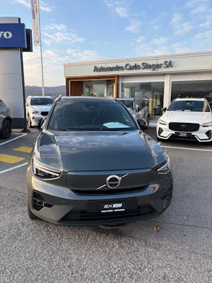 Volvo EX40 82kWh Twin Motor AWD Ultra Xcentric Edition