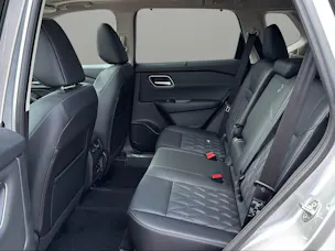 Nissan X-Trail 1.5 VC-T e-Power 4WD 7 Sitze Tekna+