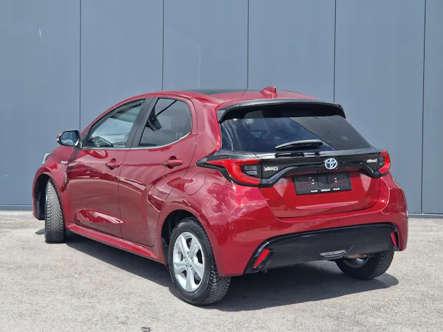 Toyota Yaris 1.5 PremierEd e-CVT