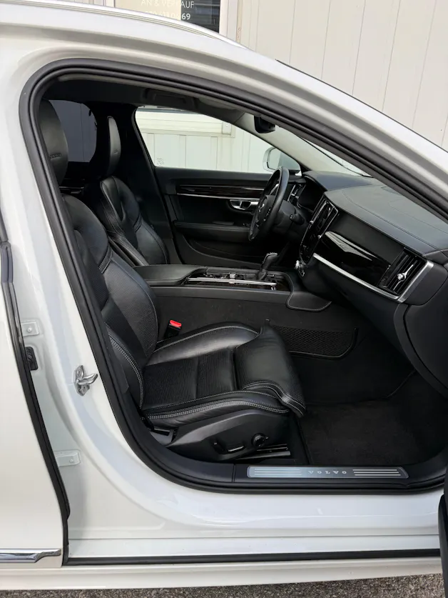 Volvo V90 D4 Inscription