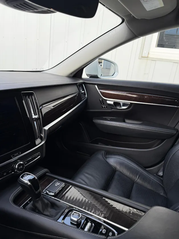 Volvo V90 D4 Inscription
