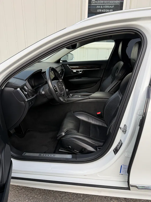 Volvo V90 D4 Inscription