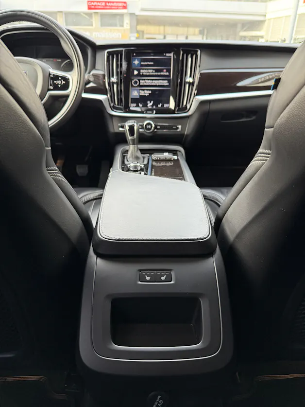 Volvo V90 D4 Inscription