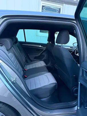 VW Golf 1.4 TSI Lounge R-Line DSG *SERVICEGEPFLEGT* AUTOMAT* 8 FACH*