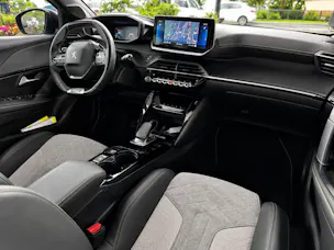 Peugeot 208 Elektrik GT (e-208)