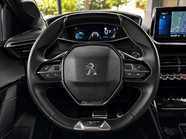 Peugeot 208 Elektrik GT (e-208)