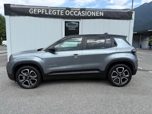 Jeep Avenger 54kWh Swiss Altitude Plus Sky * NEUWAGEN MIT TAGESZULASUNG *