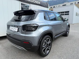 Jeep Avenger 54kWh Swiss Altitude Plus Sky * NEUWAGEN MIT TAGESZULASUNG *