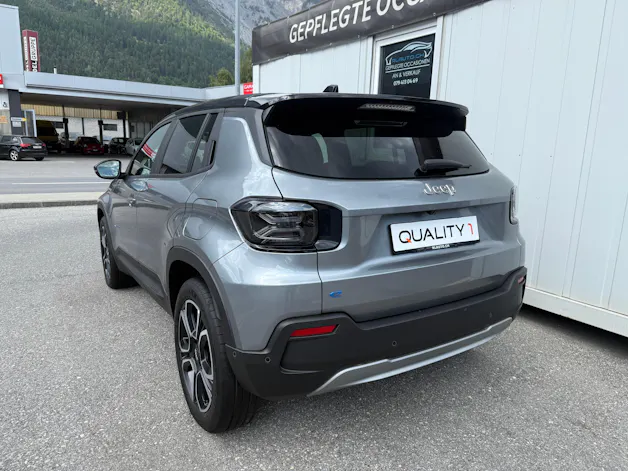 Jeep Avenger 54kWh Swiss Altitude Plus Sky * NEUWAGEN MIT TAGESZULASUNG *