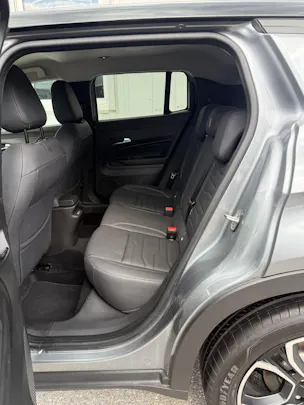 Jeep Avenger 54kWh Swiss Altitude Plus Sky * NEUWAGEN MIT TAGESZULASUNG *