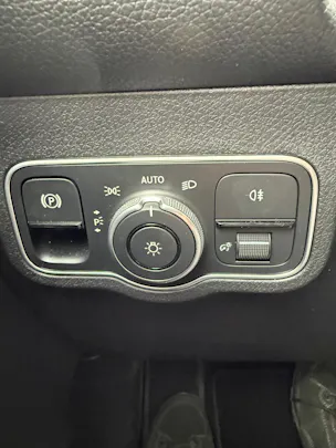 Mercedes-Benz GLB 220 d 4Matic 8G-Tronic
