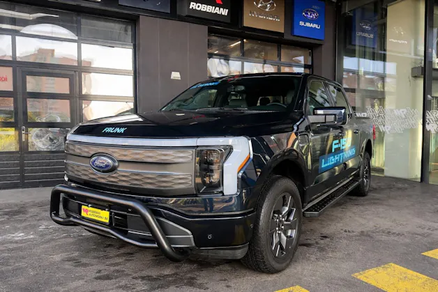 Ford F-150 Lightning 91 kWh Lariat Launch Edition