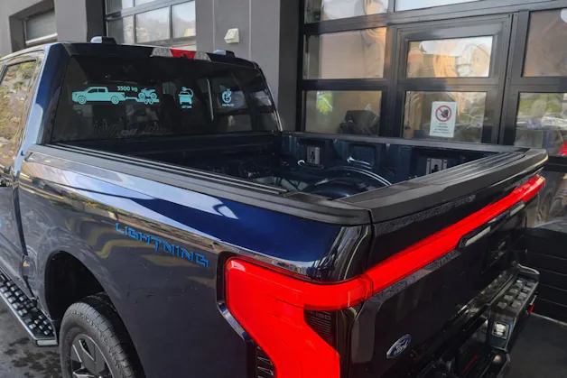 Ford F-150 Lightning 91 kWh Lariat Launch Edition