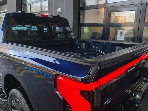 Ford F-150 Lightning 91 kWh Lariat Launch Edition