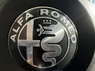 Alfa Romeo Junior 1.2 Hybrid Q4