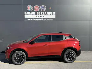 Alfa Romeo Junior 1.2 Hybrid Q4