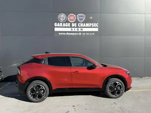 Alfa Romeo Junior 1.2 Hybrid Q4