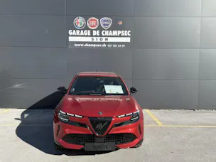 Alfa Romeo Junior 1.2 Hybrid Q4