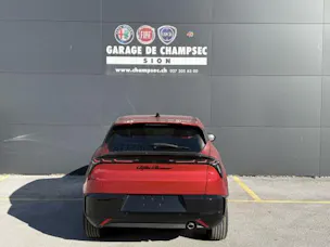 Alfa Romeo Junior 1.2 Hybrid Q4